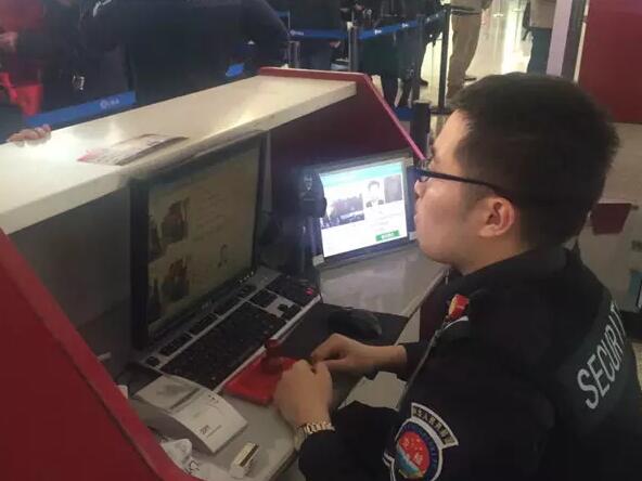 呼和浩特機(jī)場安裝使用人證驗證機(jī)